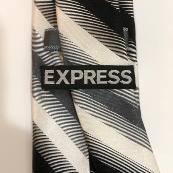 EXPRESS MEN’S TIE 100% SILK - Picture 3 of 4